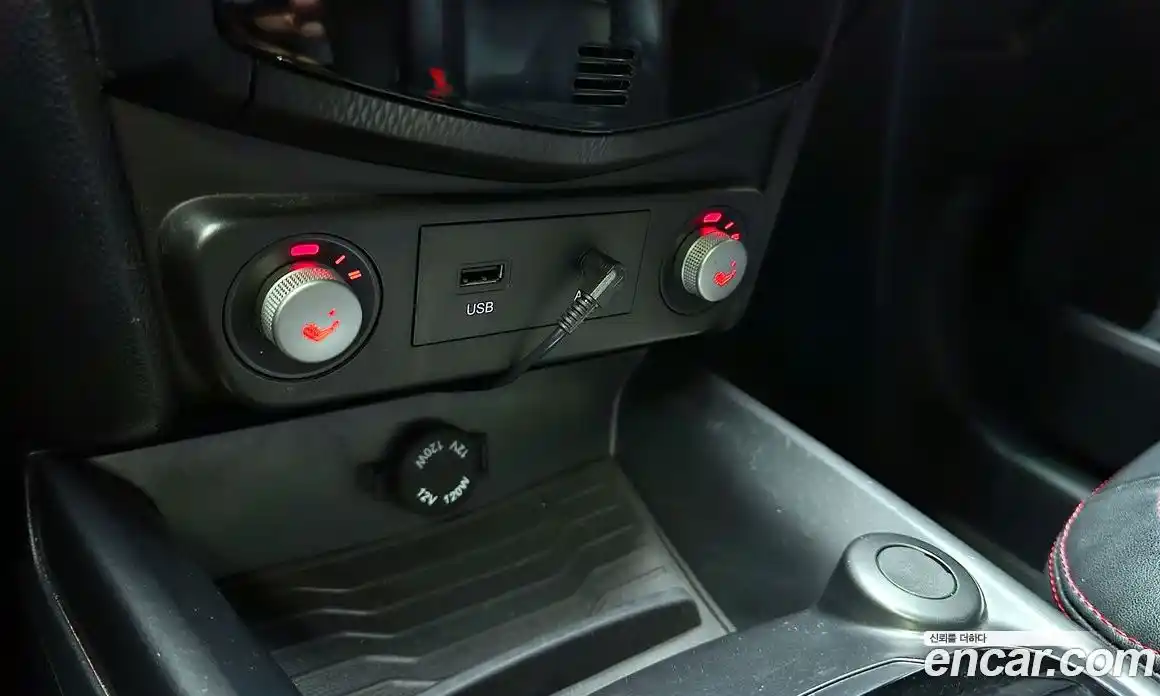 SsangYong TIBOLI 2016 1.6 Автомат в Москве № 1289413, фото 13