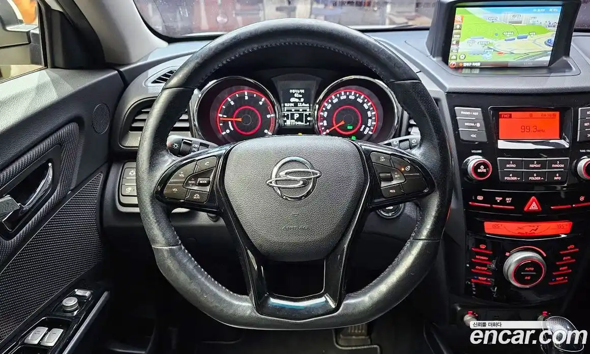 SsangYong TIBOLI 2016 1.6 Автомат в Москве № 1289413, фото 15