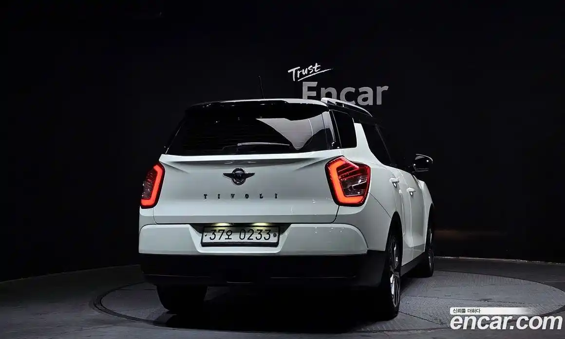 SsangYong TIBOLI 2016 1.6 Автомат в Москве № 1289413, фото 4