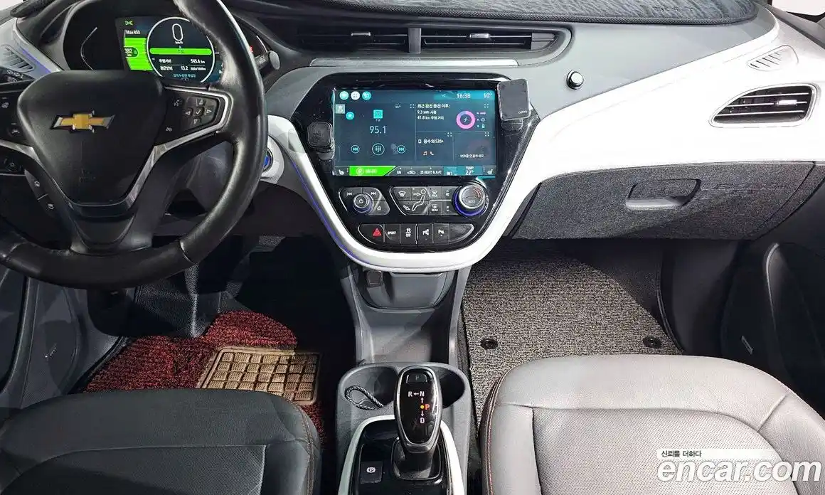 Chevrolet Bolt EV 2018 0.2 Автомат в Москве № 1290086, фото 13