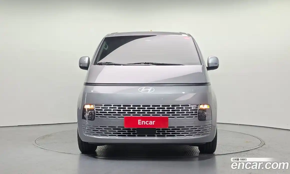 Hyundai Staria 2025 3.5 гидро в Москве № 1290413, фото 3