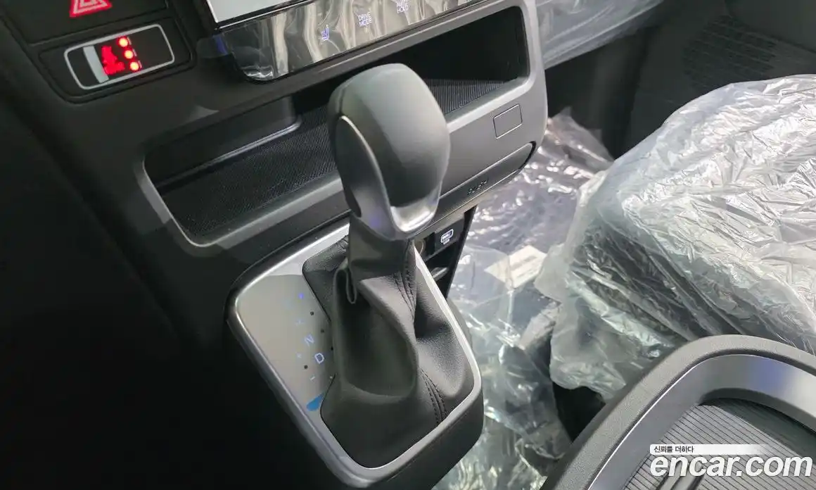 Hyundai Staria 2025 3.5 гидро в Москве № 1290413, фото 9