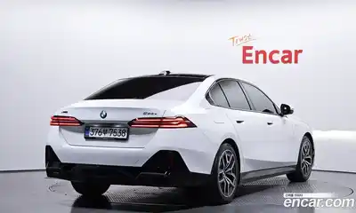 BMW 5-Series, 2025