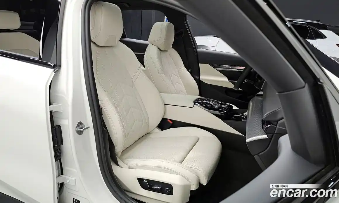BMW 5-Series 2025 2.0 гидро в Москве № 1290539, фото 9
