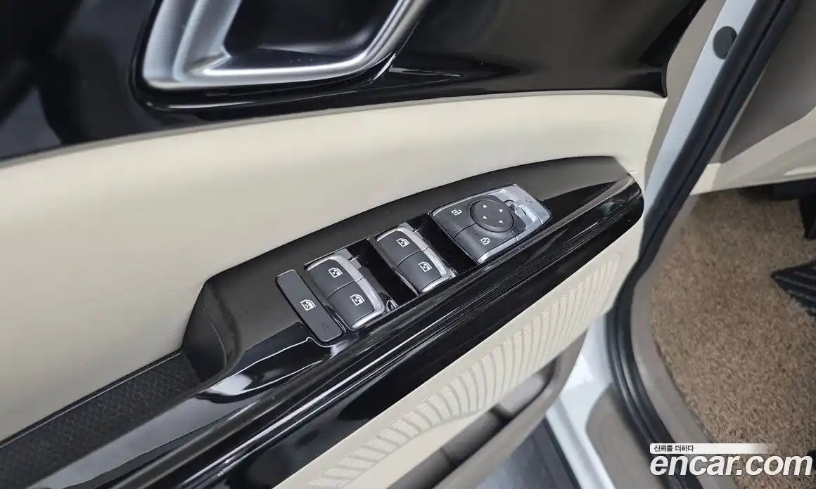 Kia Canival 2022 2.2 Автомат в Москве № 1290868, фото 14