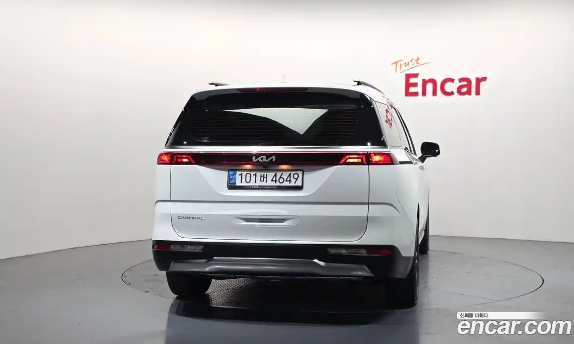 Kia Canival 2022 2.2 Автомат в Москве № 1290868, фото 4