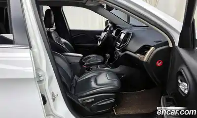 Jeep Cherokee 2015 2.0 гидро в Москве № 1291014, миниатюра 11