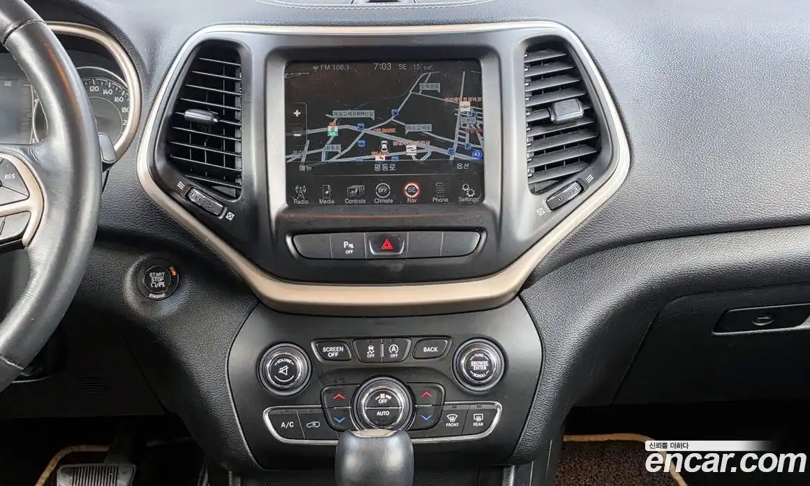 Jeep Cherokee 2015 2.0 гидро в Москве № 1291014, фото 14