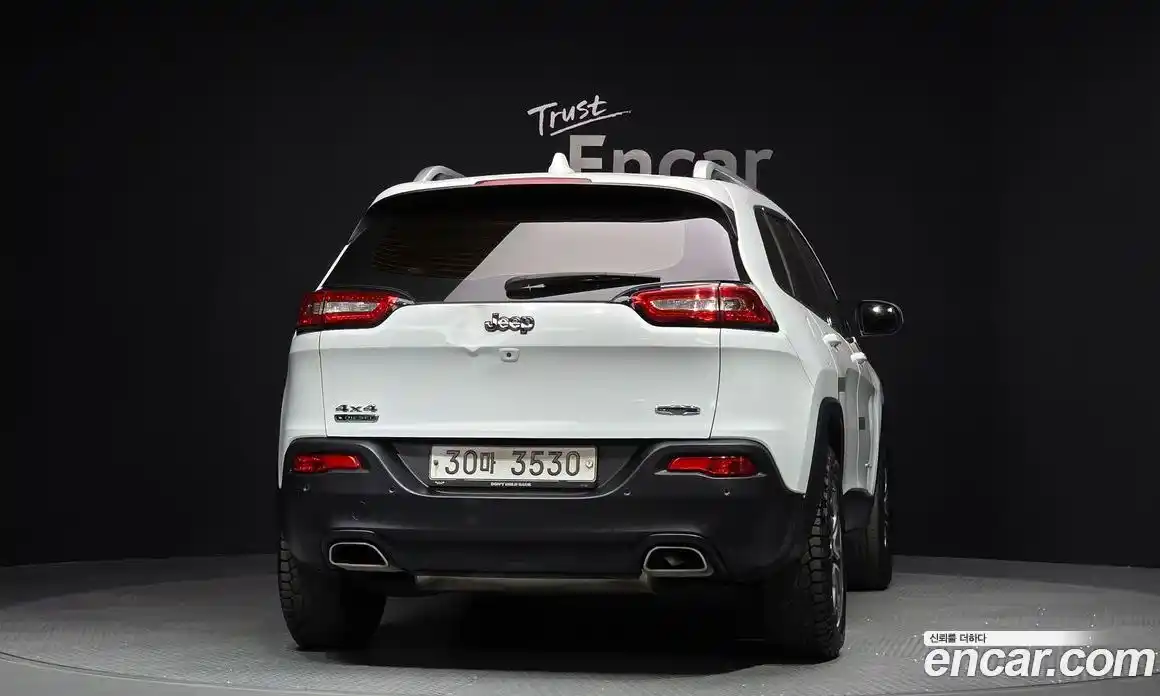 Jeep Cherokee 2015 2.0 гидро в Москве № 1291014, фото 4