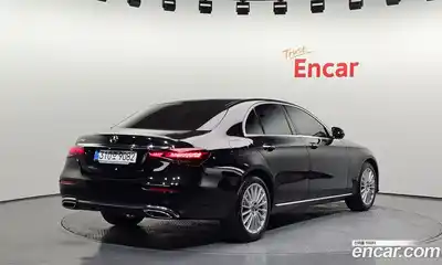 Mercedes-Benz E-Class 2022 2.0 гидро в Москве, миниатюра 2