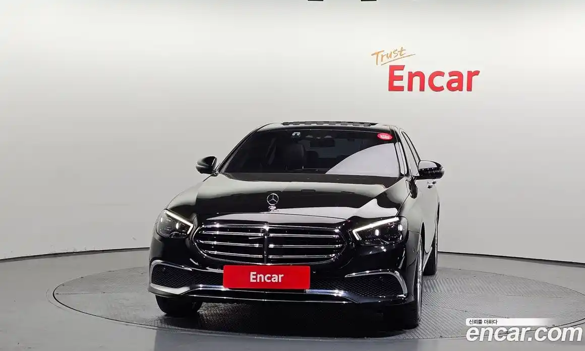 Mercedes-Benz E-Class 2022 2.0 гидро в Москве, фото 3