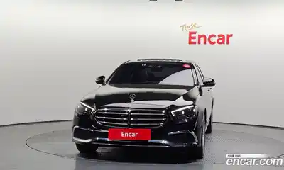 Mercedes-Benz E-Class 2022 2.0 гидро в Москве, миниатюра 3