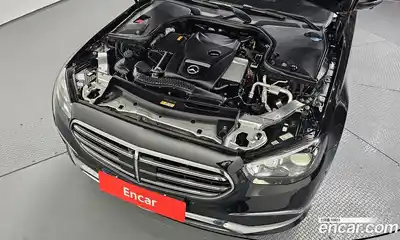 Mercedes-Benz E-Class 2022 2.0 гидро в Москве, миниатюра 6