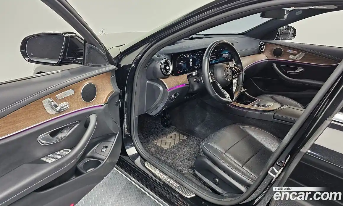 Mercedes-Benz E-Class 2022 2.0 гидро в Москве, фото 10