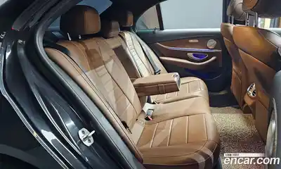 Mercedes-Benz E-Class 2021 1.9 гидро в Москве, миниатюра 12