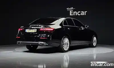 Mercedes-Benz E-Class 2021 1.9 гидро в Москве, миниатюра 2