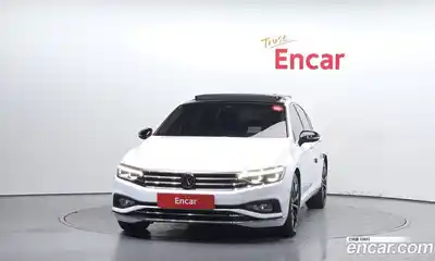 Volkswagen Passat 2021 2.0 гидро в Москве № 1293993, миниатюра 3