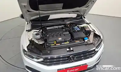 Volkswagen Passat 2021 2.0 гидро в Москве № 1293993, миниатюра 6