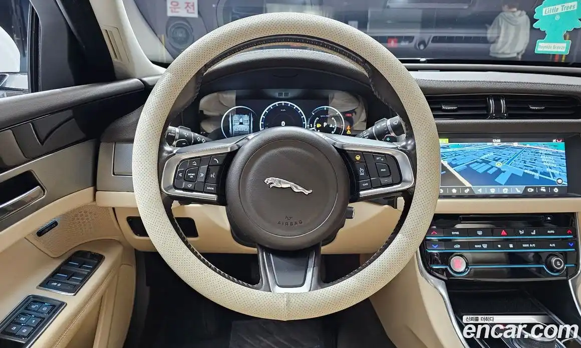 Jaguar XF 2018 2.0 гидро в Москве № 1295097, фото 13