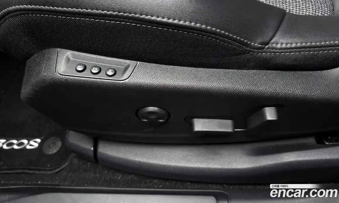 Peugeot 3008 2019 1.5 гидро в Москве № 1295135, фото 19