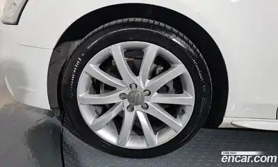 Audi A4 2014 2.0 гидро в Москве № 163838, миниатюра 5