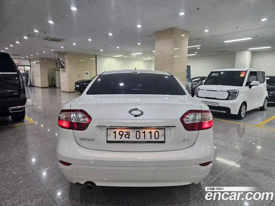 Renault SM3 2015 1.6 гидро в Москве № 210038, фото 4