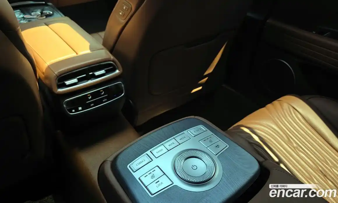 Genesis G80 2020 2.5 Автомат в Москве № 222298, фото 18