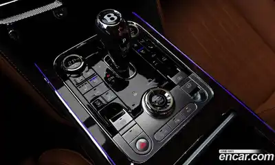 Bentley Flying Spur 2023 4.0 гидро в Москве № 256693, миниатюра 9