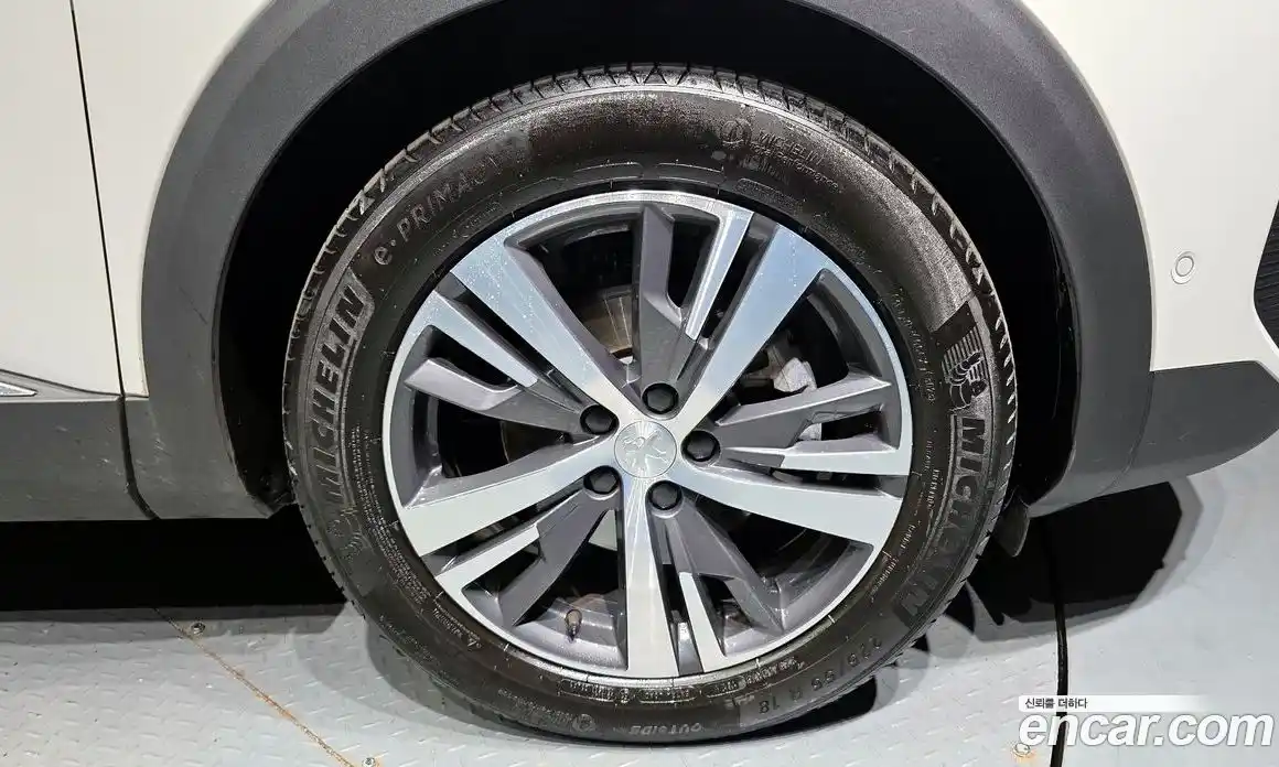 Peugeot 5008 2024 1.2 гидро в Москве № 284301, фото 5