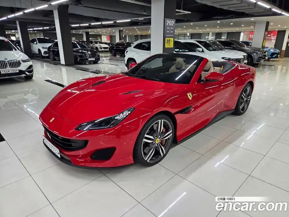 Ferrari Portofino 2018 3.9 гидро в Москве № 306169, фото 13