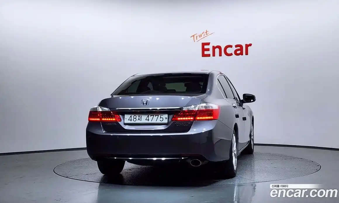Honda Accord 2014 2.4 гидро в Москве № 584602, фото 4