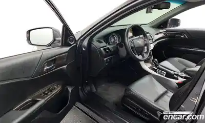 Honda Accord 2014 2.4 гидро в Москве № 584602, миниатюра 10