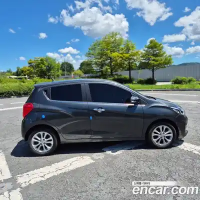 Chevrolet Spark 2018 1.0 гидро в Москве № 69921, миниатюра 4