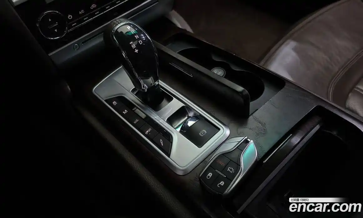 Maserati Quattroporte 2014 3.0 гидро в Москве № 803329, фото 9