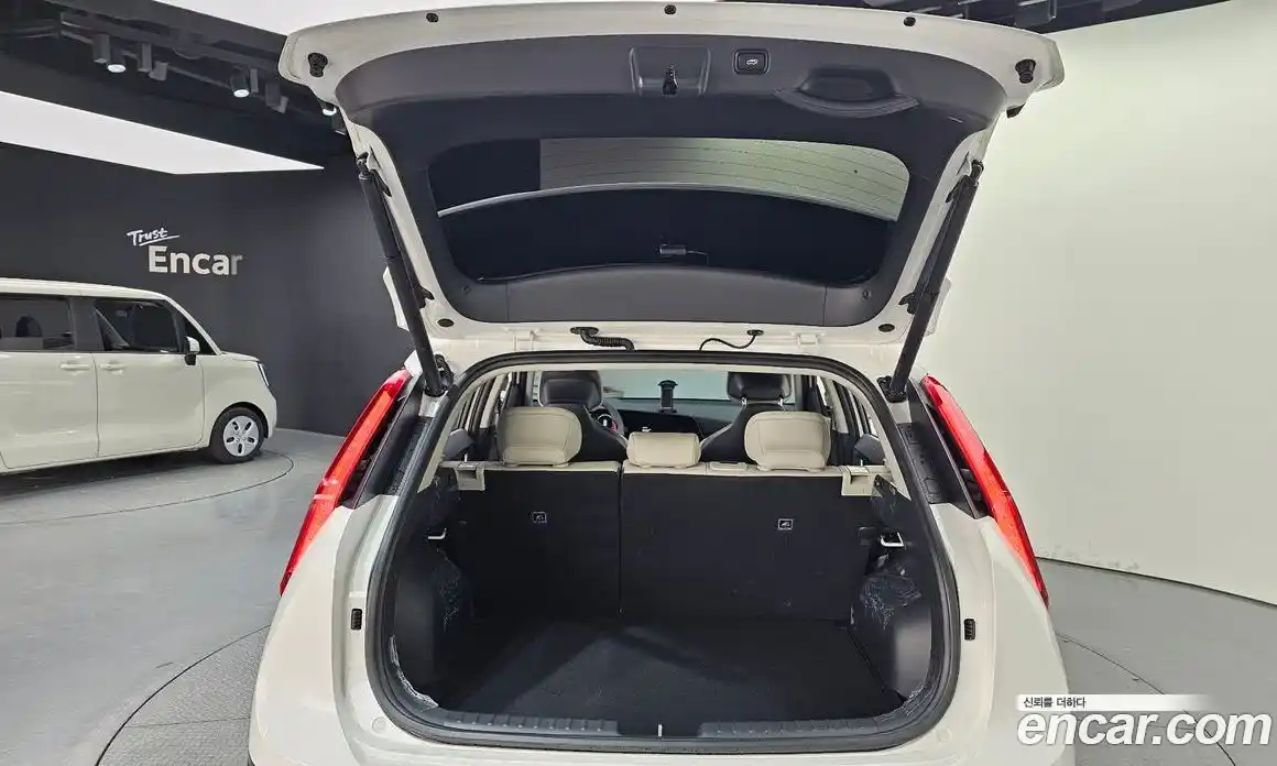 Kia Niro 2025 1.6 гидро в Москве № 1244925, фото 20