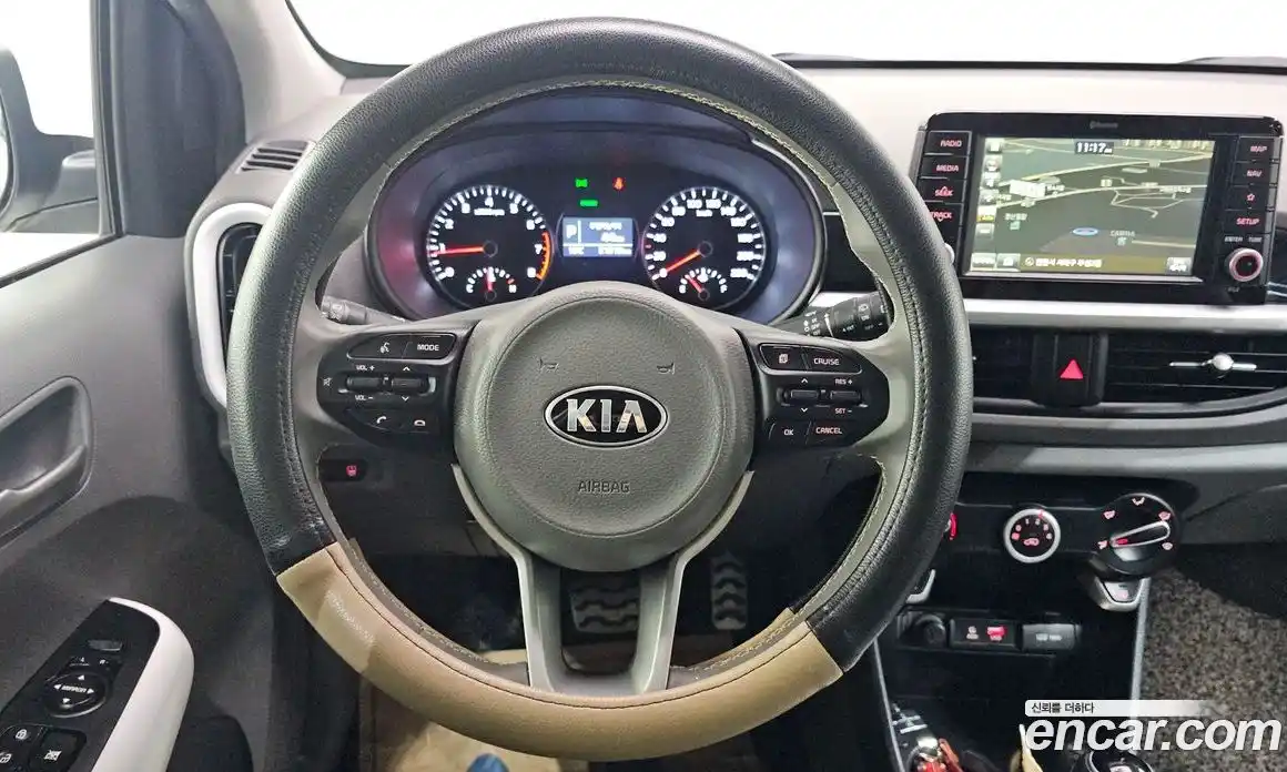 Kia Morning 2018 1.0 Автомат в Москве № 1245059, фото 15