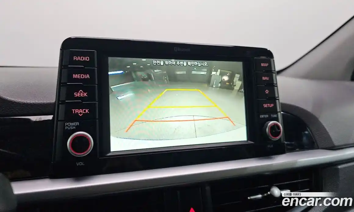 Kia Morning 2018 1.0 Автомат в Москве № 1245059, фото 18