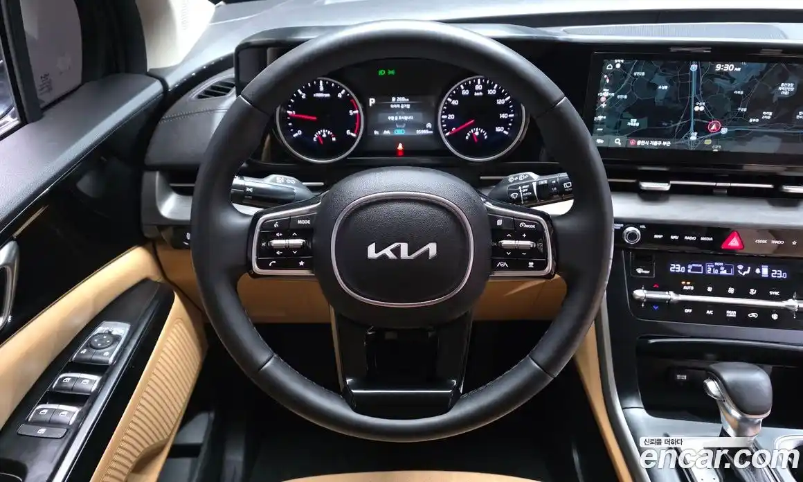 Kia Canival 2022 2.2 Автомат в Москве № 1245348, фото 13