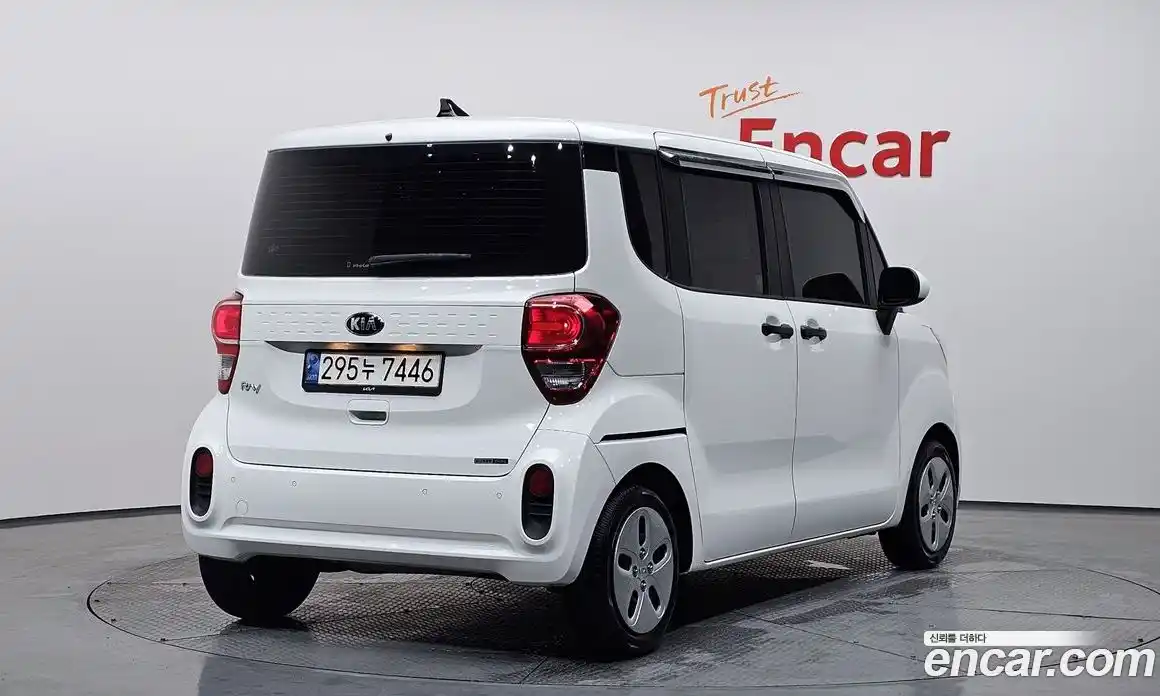 Kia Ray 2021 1.0 Автомат в Москве № 1245371, фото 2