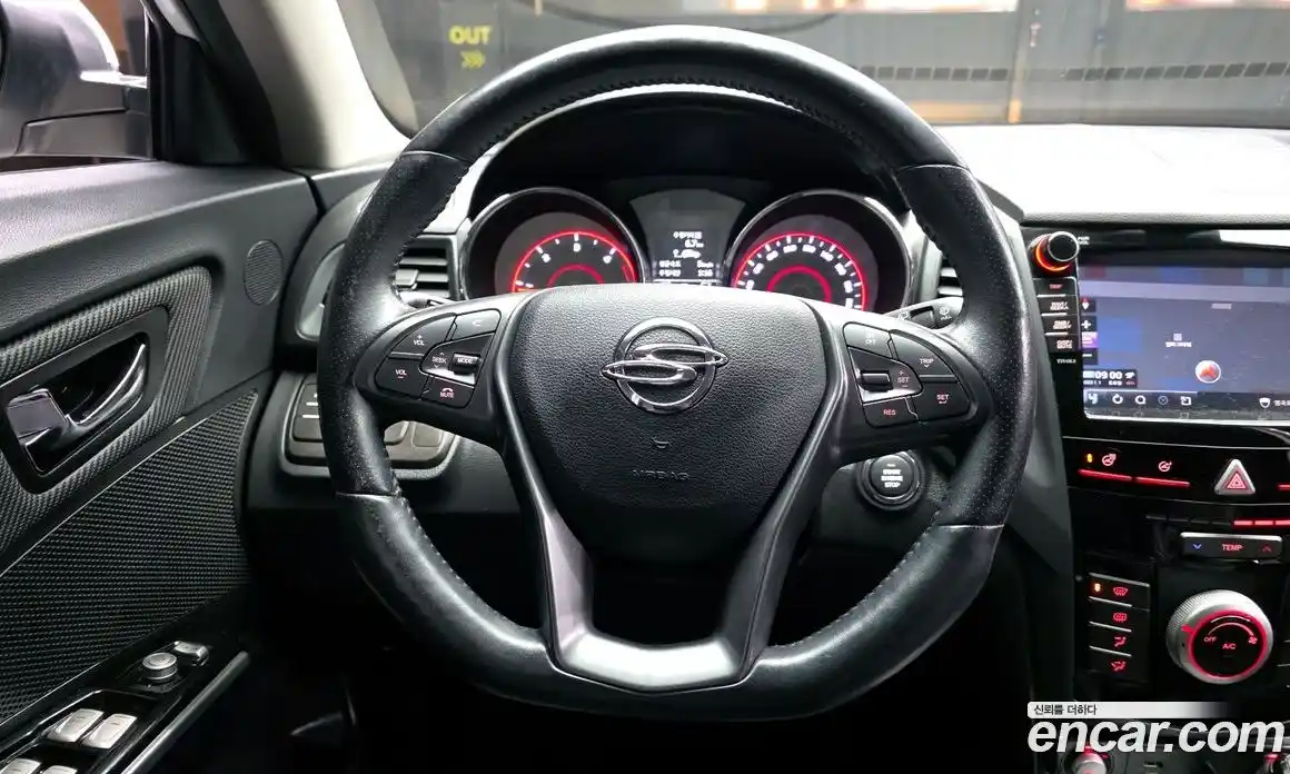 SsangYong TIBOLI 2018 1.6 Автомат в Москве № 1246314, фото 13