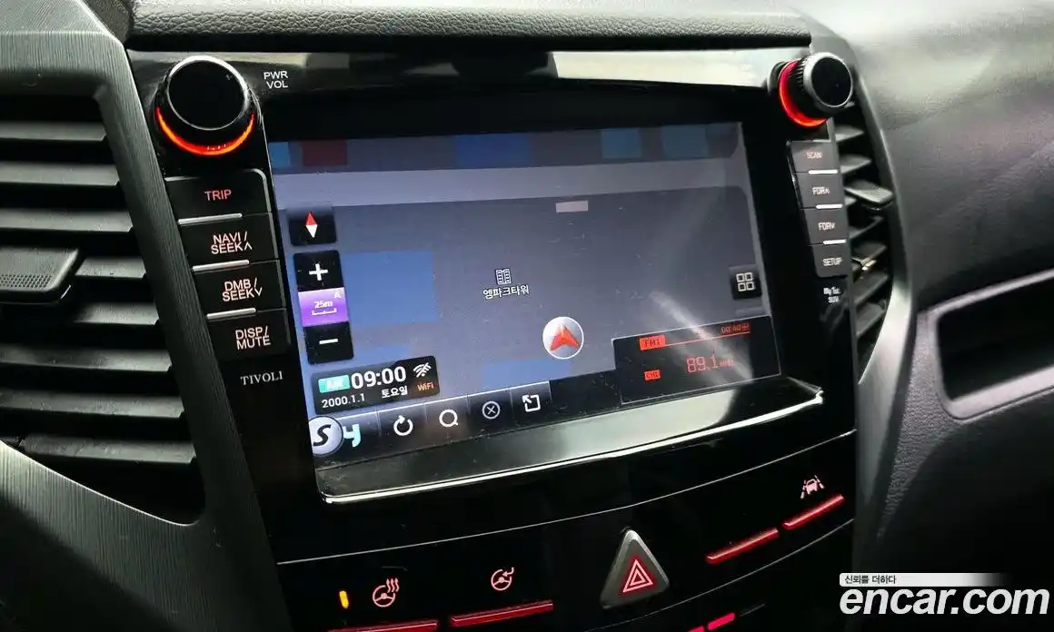 SsangYong TIBOLI 2018 1.6 Автомат в Москве № 1246314, фото 14