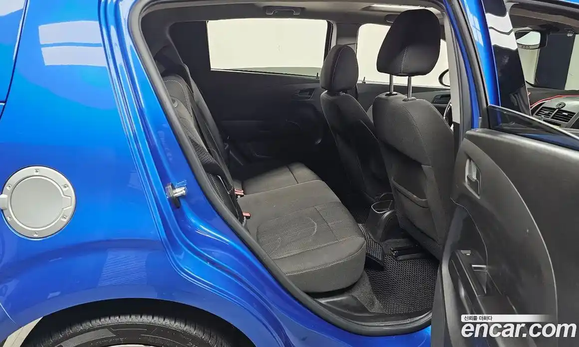 Chevrolet Aveo 2016 1.4 Механическая в Москве № 1246738, фото 12