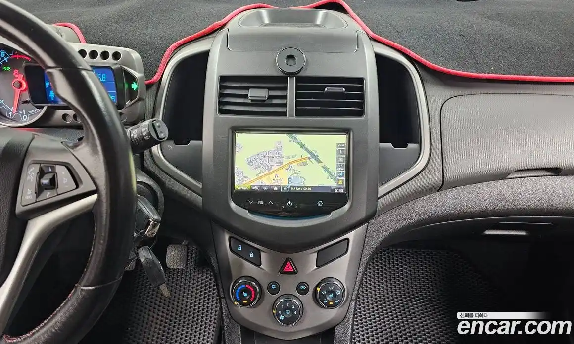 Chevrolet Aveo 2016 1.4 Механическая в Москве № 1246738, фото 15