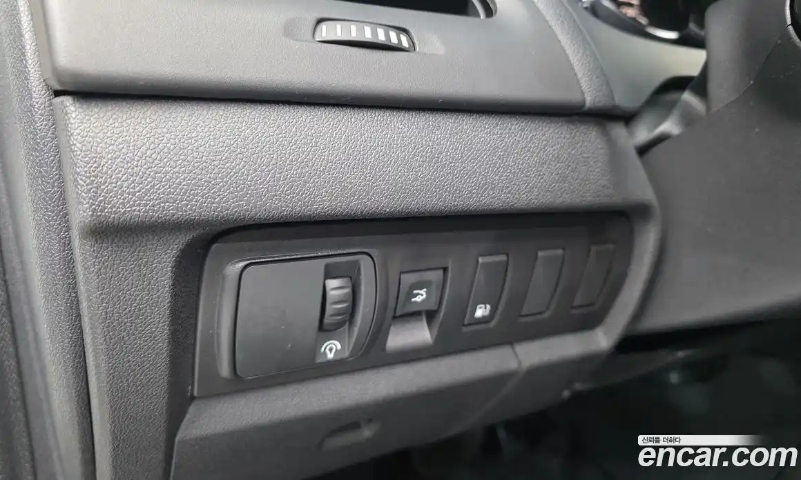 Renault SM3 2011 1.6 гидро в Москве № 1248377, фото 18