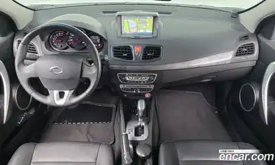 Renault SM3 2011 1.6 гидро в Москве № 1248377, миниатюра 7