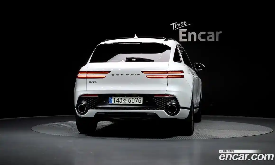 Genesis GV70 2022 2.5 гидро в Москве № 1248443, фото 4