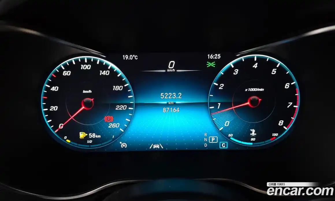 Mercedes-Benz GLC-Class 2020 2.0 гидро в Москве № 1249024, фото 7