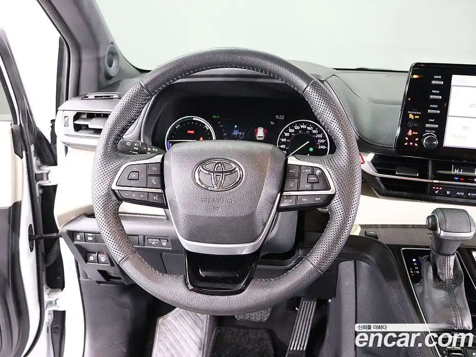 Toyota Sienna 2023 2.5 гидро в Москве № 1250209, фото 14