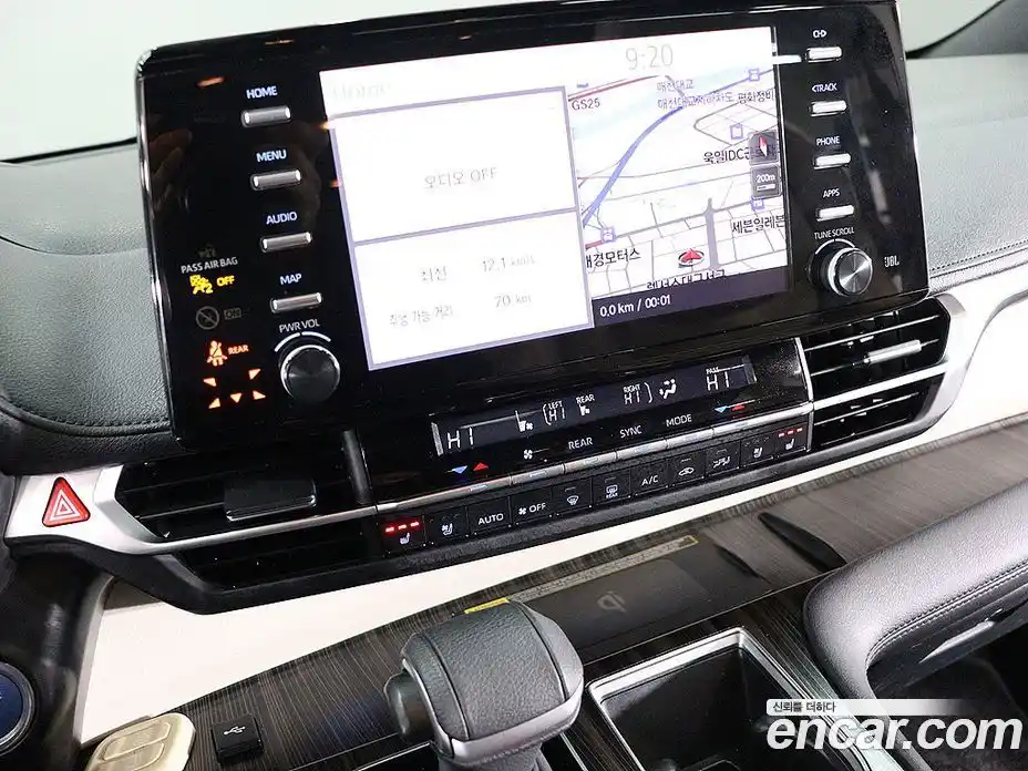 Toyota Sienna 2023 2.5 гидро в Москве № 1250209, фото 7