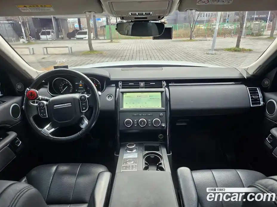 Land Rover Discovery 2018 2.0 гидро в Москве № 1250664, фото 13